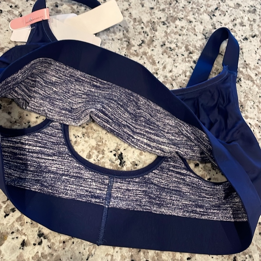 Hanes Navy Sports Bra, reversible bralette, no clasp no cups, NWT, sz Large - Picture 6 of 7